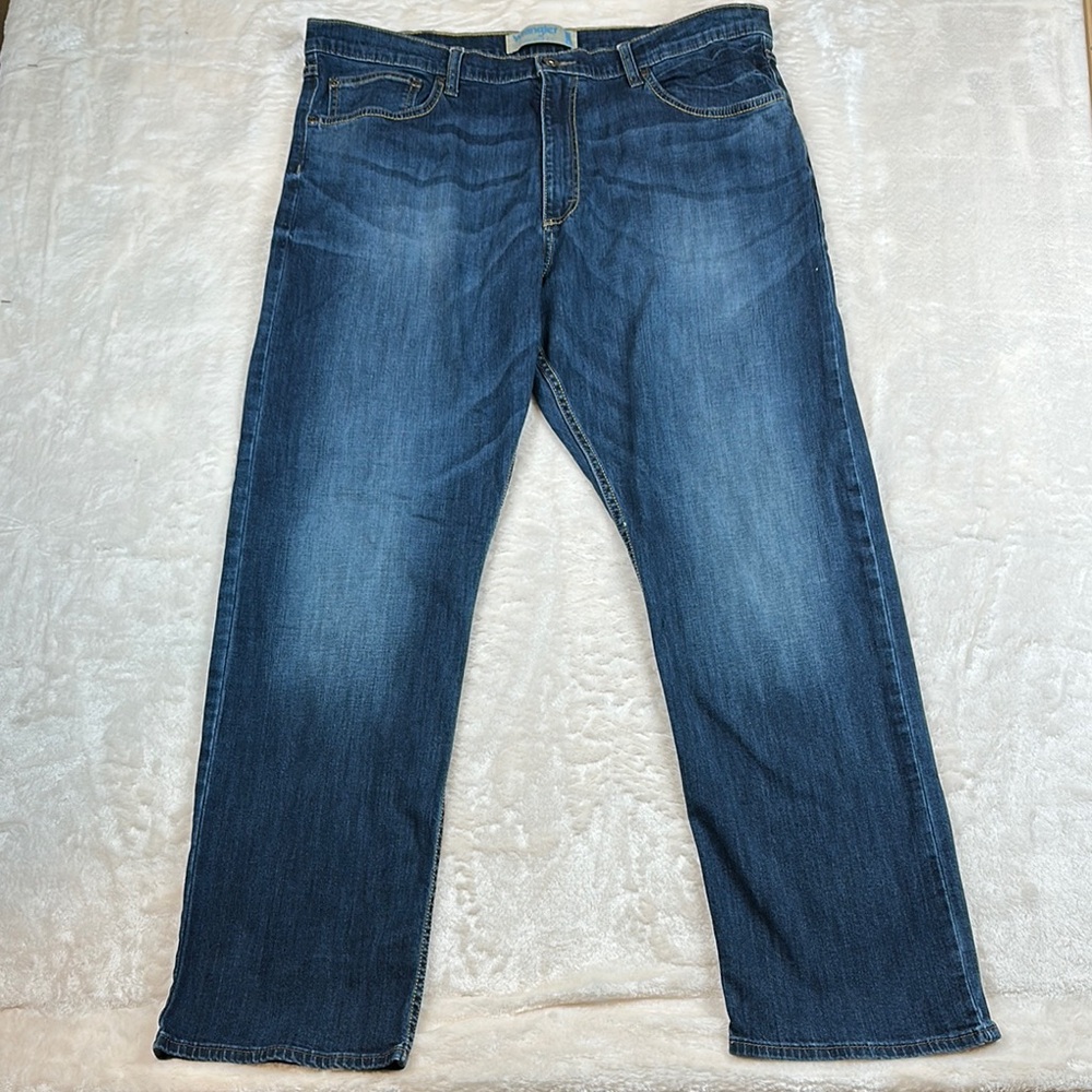 Wrangler Relaxed Blue Denim Jeans with Subtle Gradient